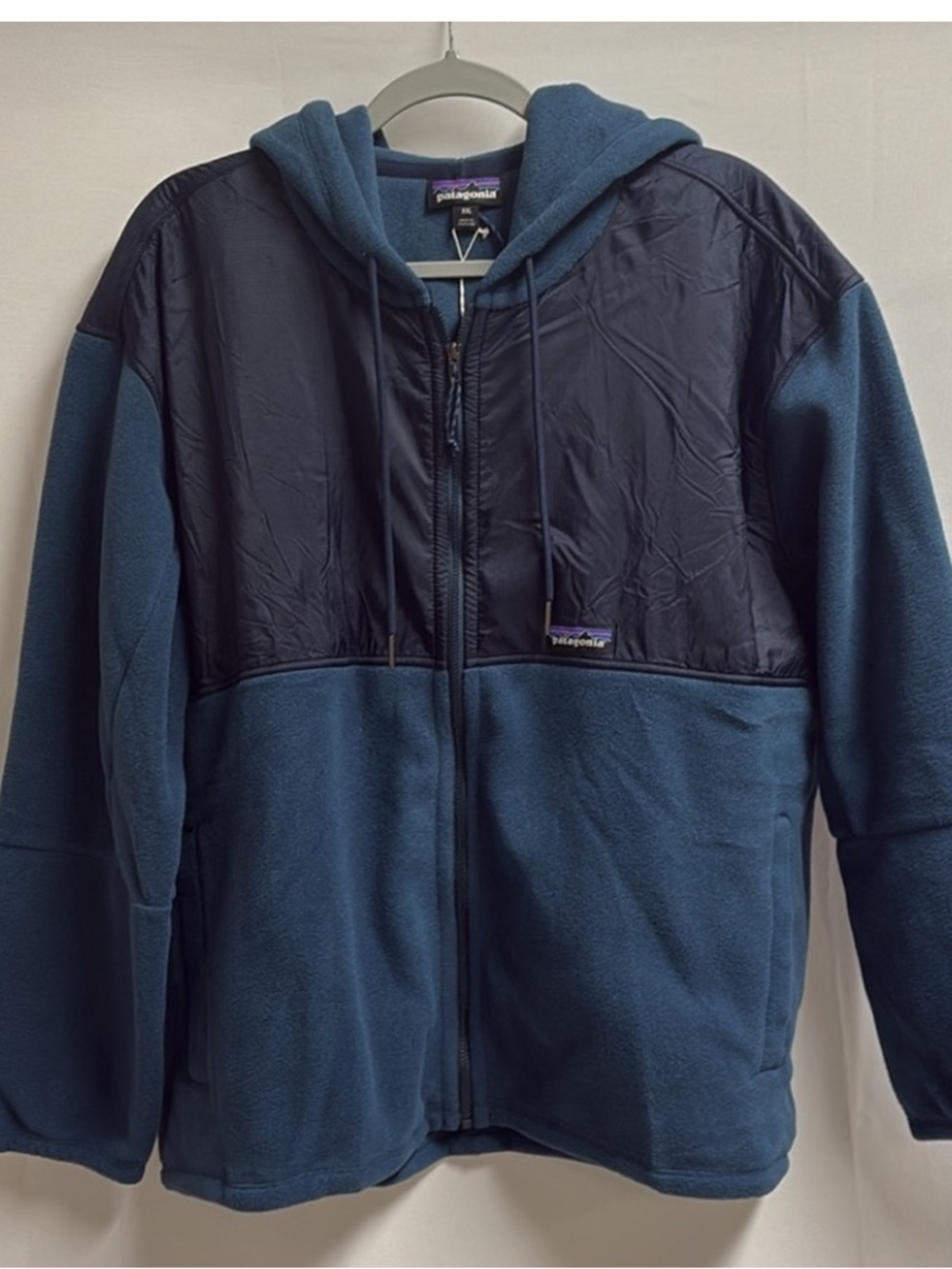 Patagonia women’s fleece hoody jacket